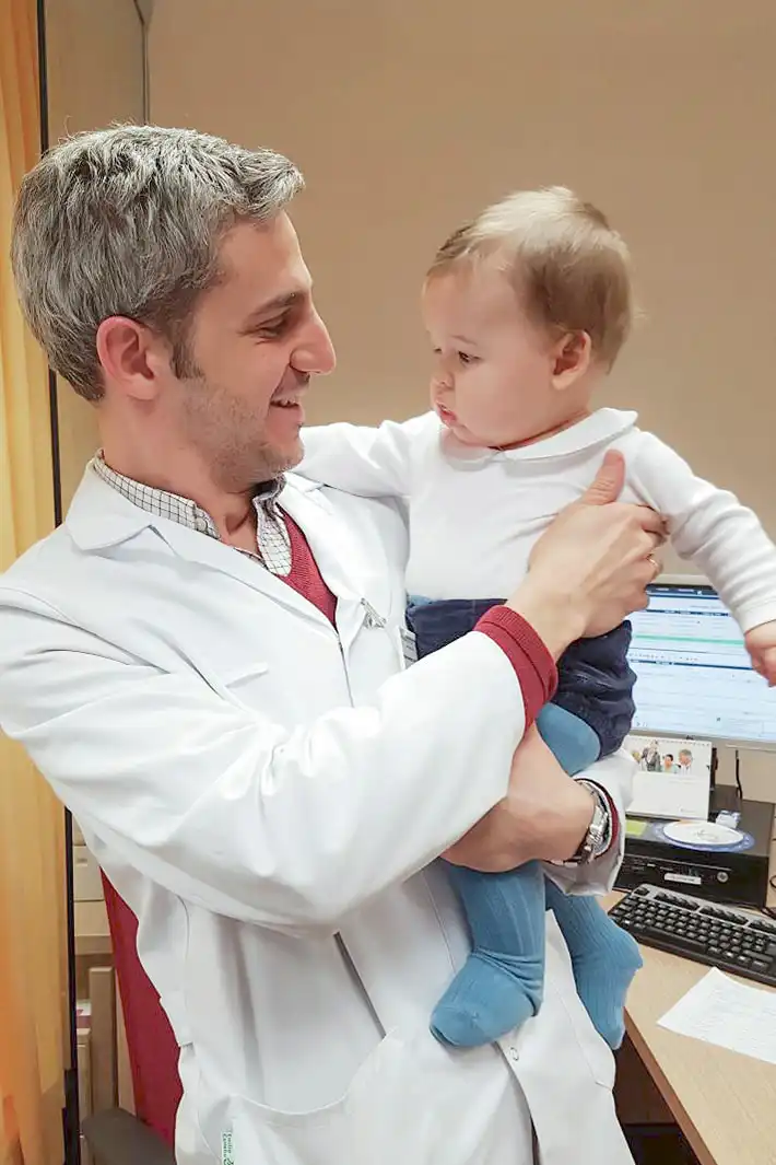 Consulta médica personalizada con el Dr. Ricardo Moreno Alonso de Celada en Madrid.